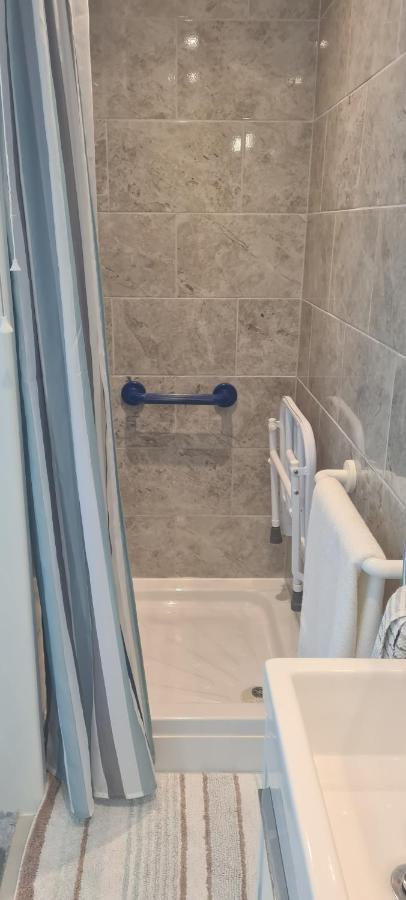 Parc Lodge Guesthouse بريدجيند المظهر الخارجي الصورة