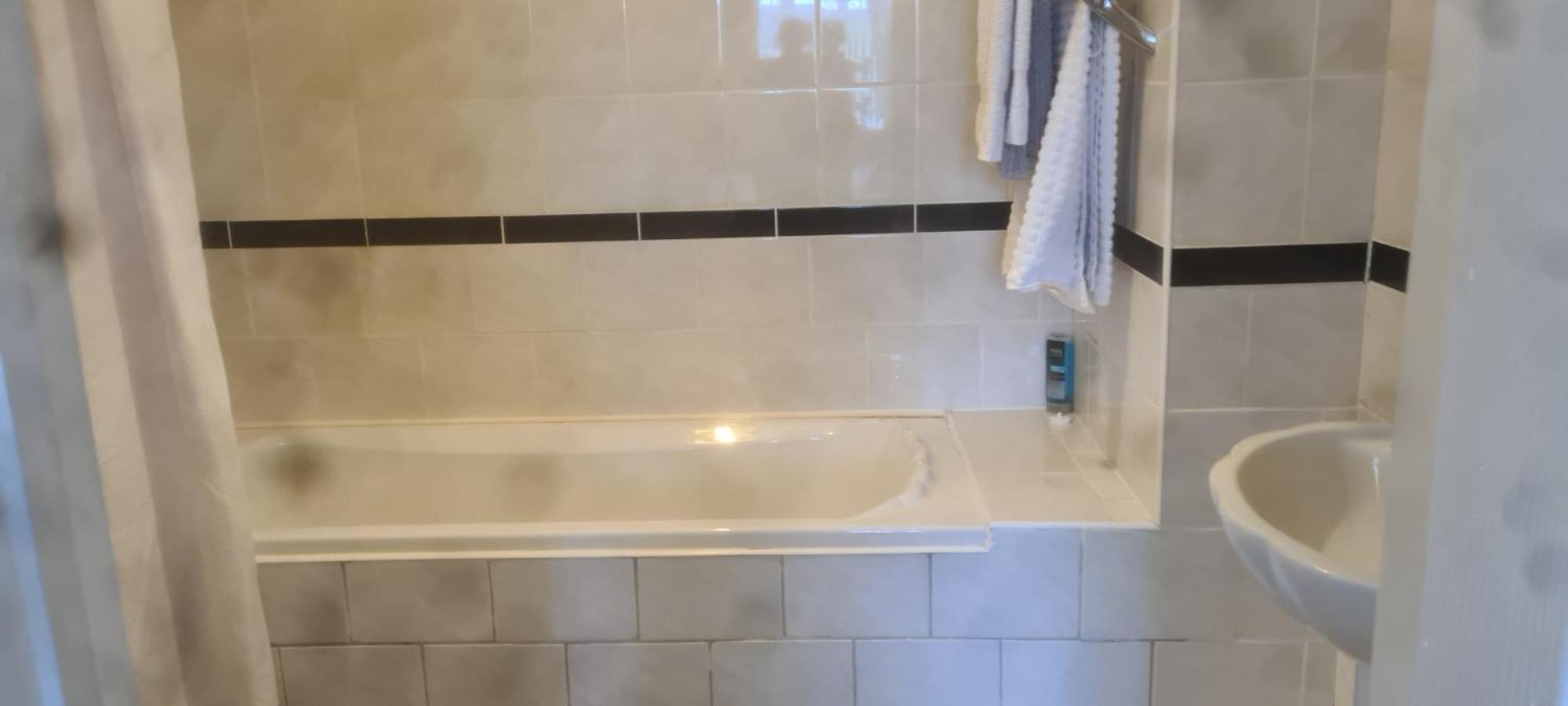 Parc Lodge Guesthouse بريدجيند الغرفة الصورة